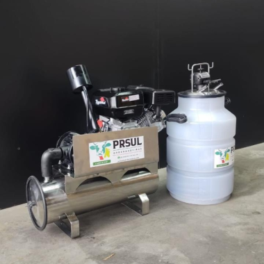 Ordenhadeira fixa BV 300 lt com motor a gasolina